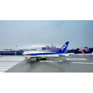 ANA 全日空 Boeing 777-200 JA702A  NH50017 Hogan 1:500