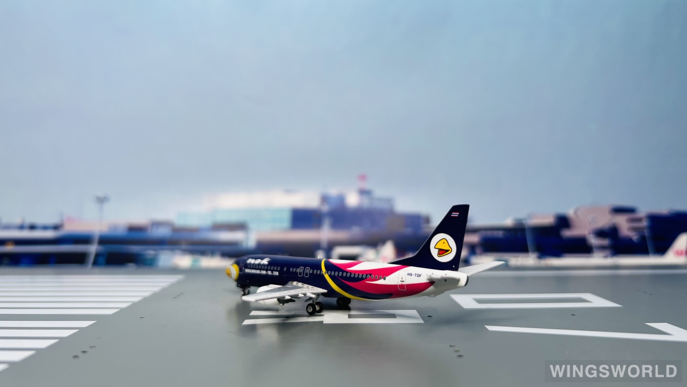 Pandamodel 1:400 M4DD734B Nok Air 皇雀航空 Boeing 737-400 HS-TDF