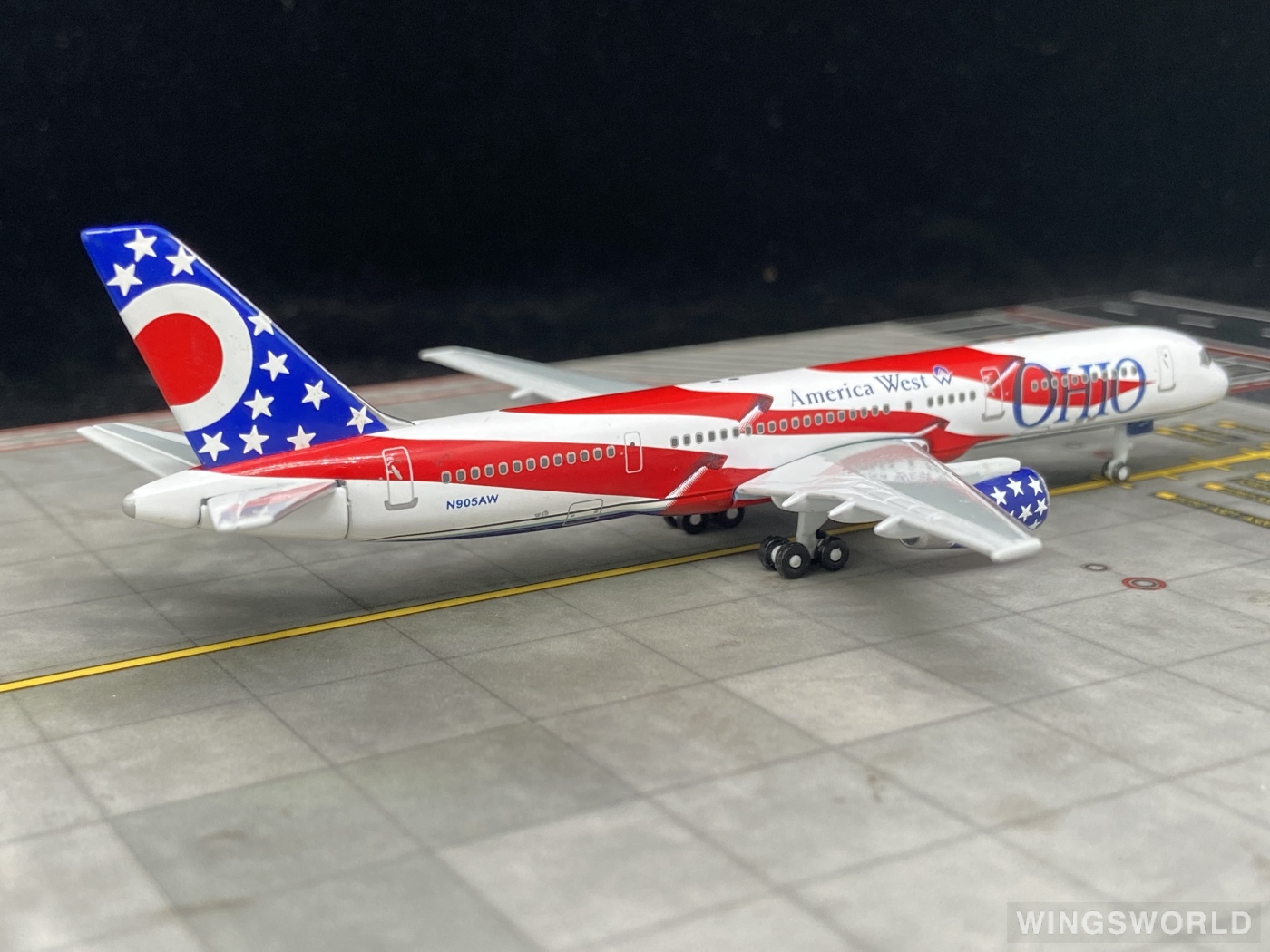 Geminijets 1:400 GJAWE270 America West Airlines 美西航空 Boeing 757-200 N905AW