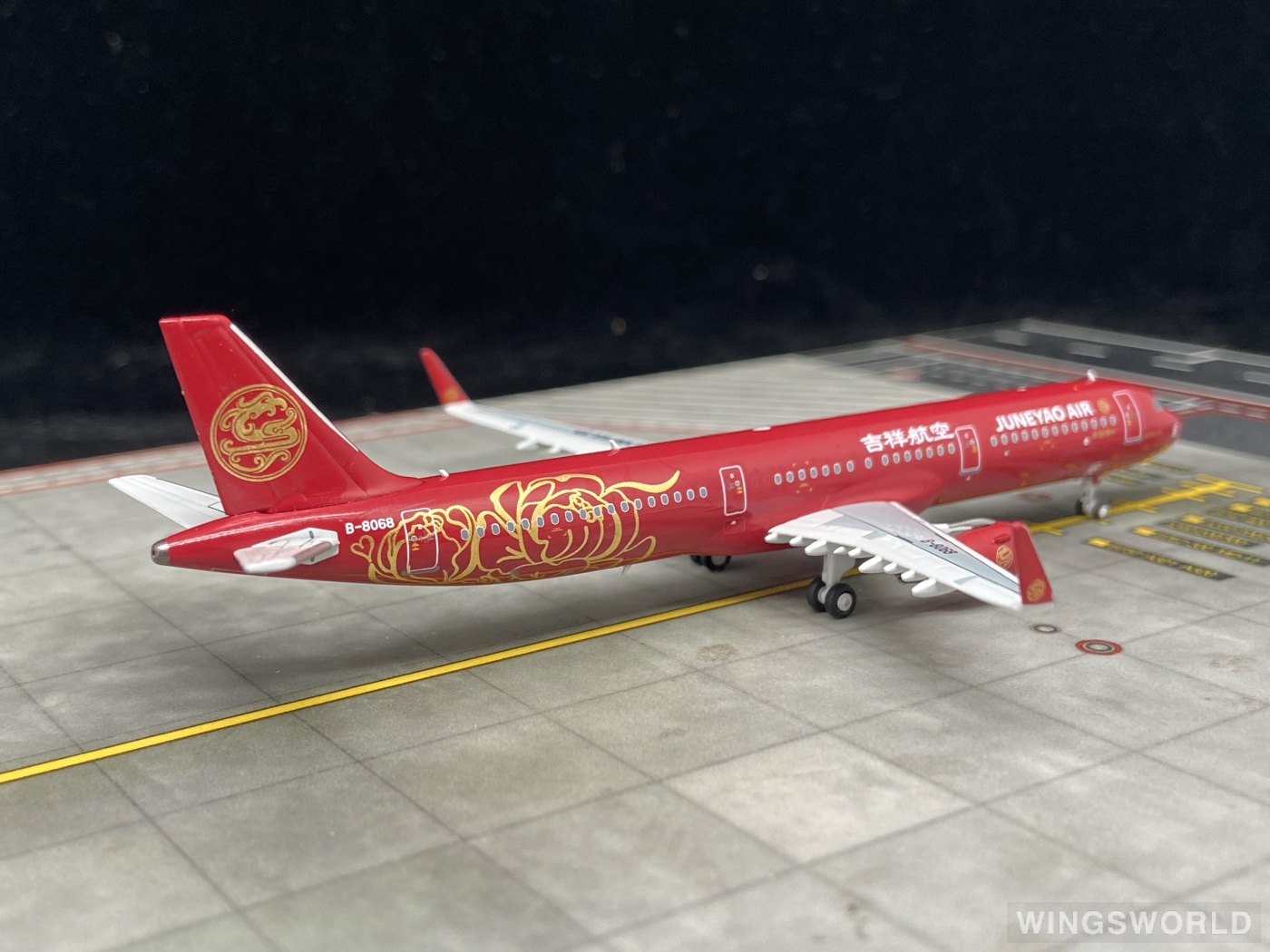 HYJLwings 1:400 HY210068 Juneyao Airlines 吉祥航空 Airbus A321 B-8068
