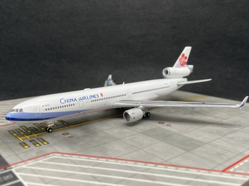 JC Wings 1:400 McDonnell Douglas MD-11 China Airlines 中华航空 