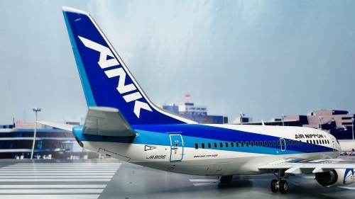 EW2735002 ANA 全日空Boeing 737-500 JA8196 JC Wings 1:200 -飞机模型世界