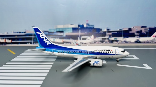 EW2735002 ANA 全日空Boeing 737-500 JA8196 JC Wings 1:200