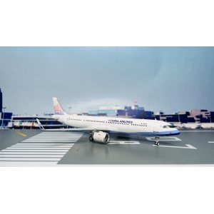 China Airlines 中华航空 Airbus A321neo B-18102  AV2066 Aviation200 1:200