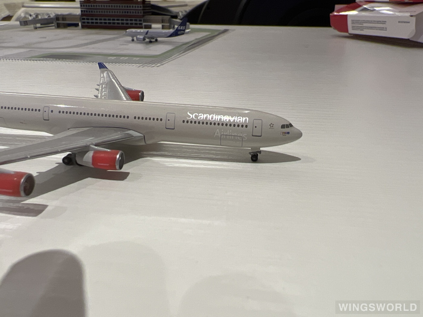 Herpa 1:500 528474 SAS 北欧航空 Airbus A340-300 OY-KBM