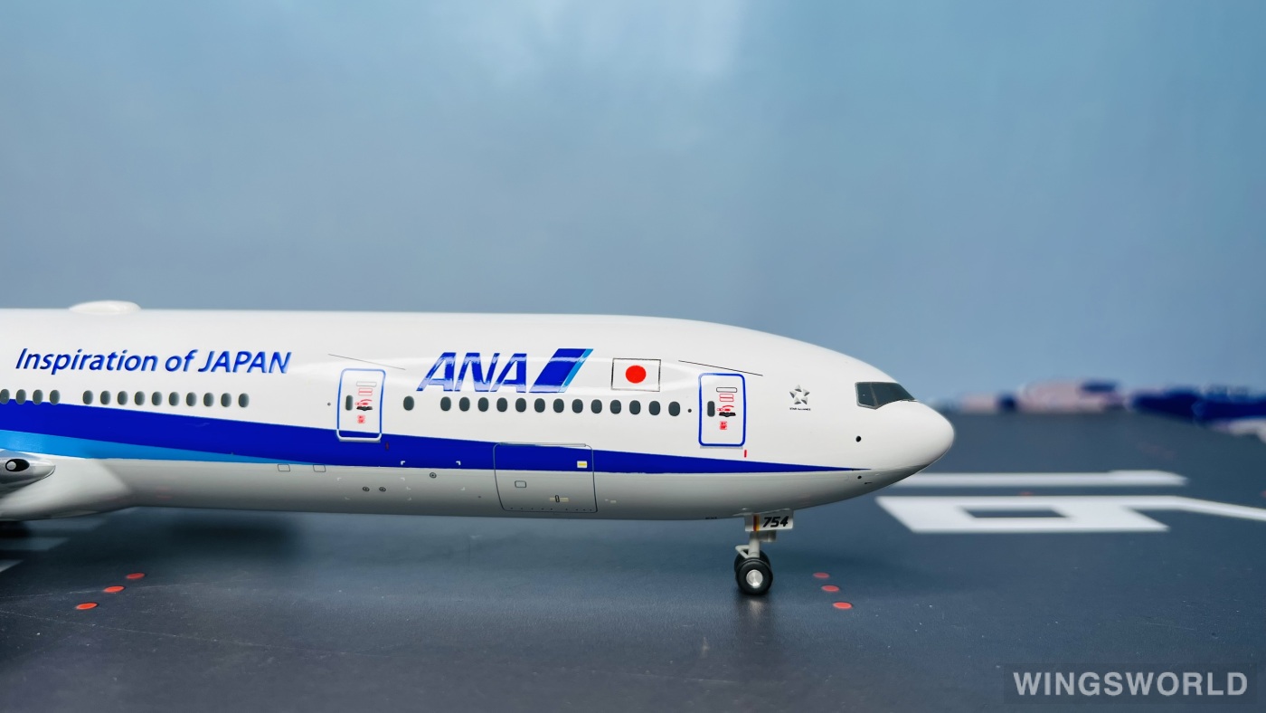 Hogan 日本航空 Boeing 777-300ER 1:200 1:200 37CM Hogan JAPAN JASDF BOEING 777-300ER Passenger