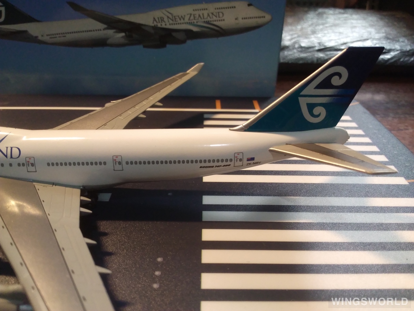 Dragon Models 1:400 55131B Air New Zealand 新西兰航空 Boeing 747-400 ZK-NBV