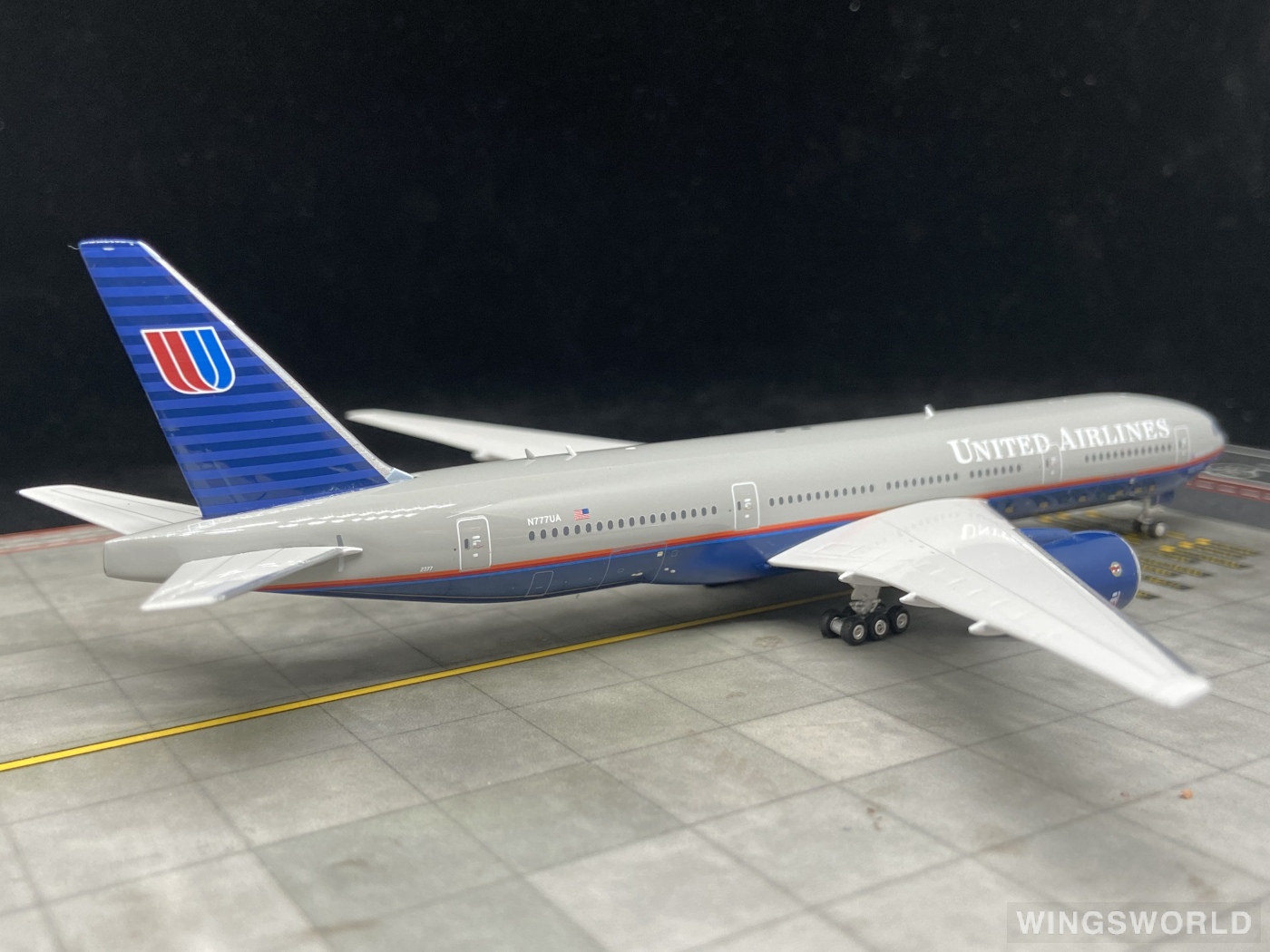 Phoenix 1:400 PH04508 United Airlines 美国联合航空 Boeing 777-200 N777UA