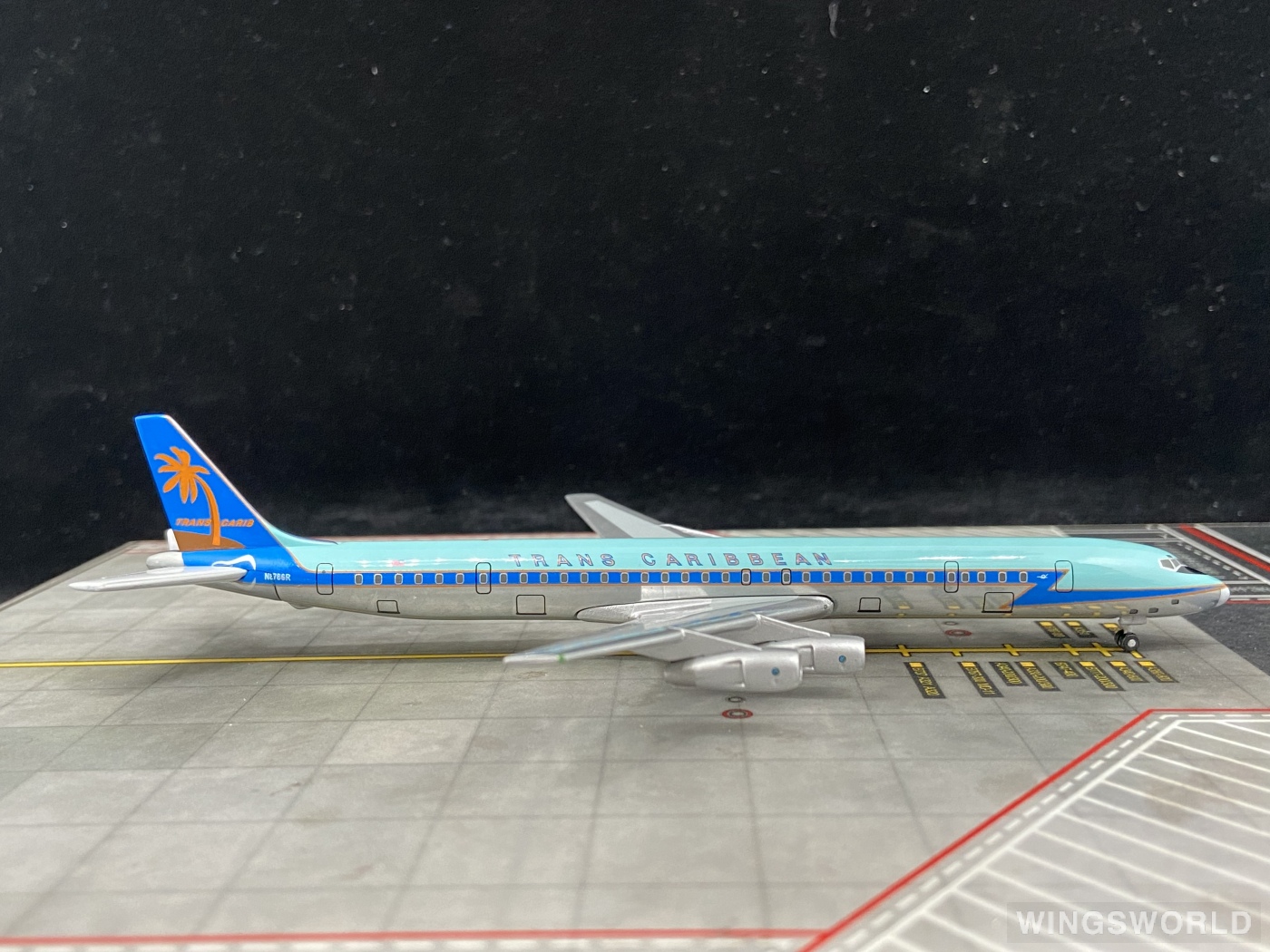 Geminijets 1:400 GJTCA096 Trans Caribbean Airways Douglas DC-8 N8786R
