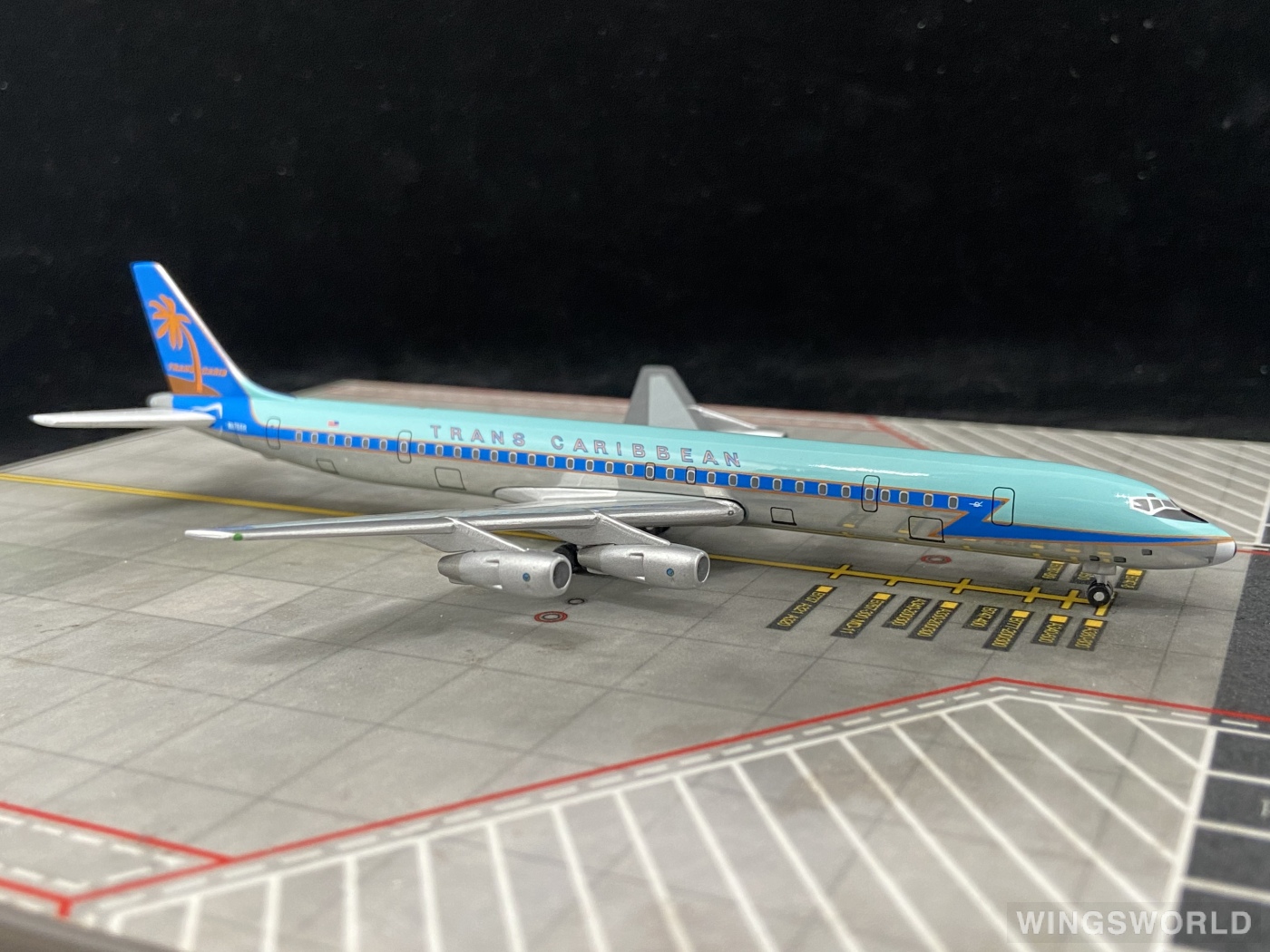 Geminijets 1:400 GJTCA096 Trans Caribbean Airways Douglas DC-8 N8786R