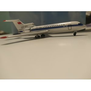Aeroflot 俄罗斯航空 Yakovlev Yak-42 CCCP-19751  AFC004 DeAGOSTINI 1:400