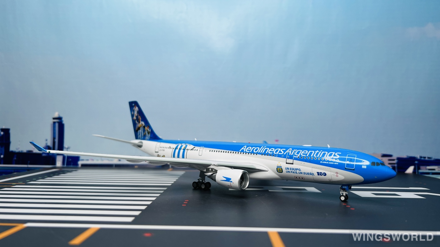 B Models 1:200 B-332-AR-WC Aerolíneas Argentinas 阿根廷航空 Airbus A330-200 LV-FVH