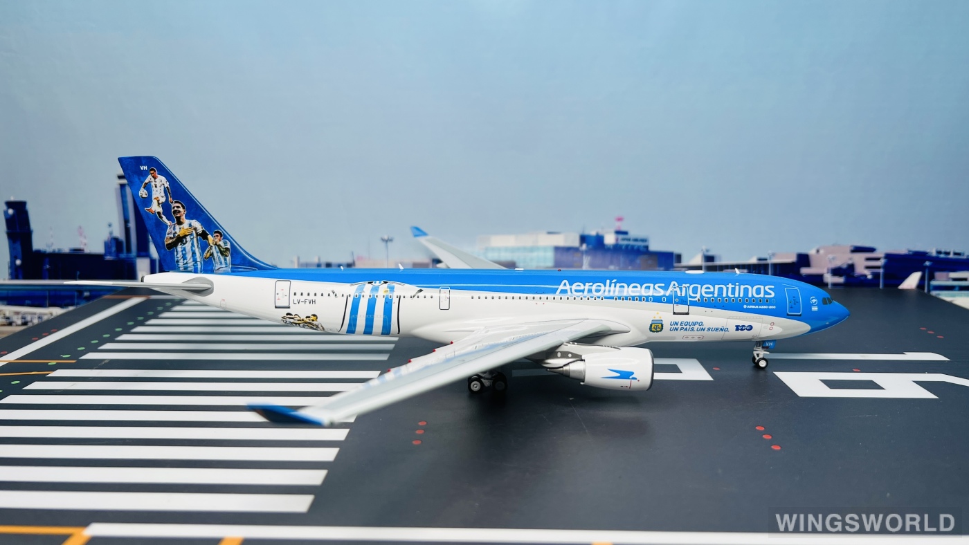 B Models 1:200 B-332-AR-WC Aerolíneas Argentinas 阿根廷航空 Airbus A330-200 LV-FVH