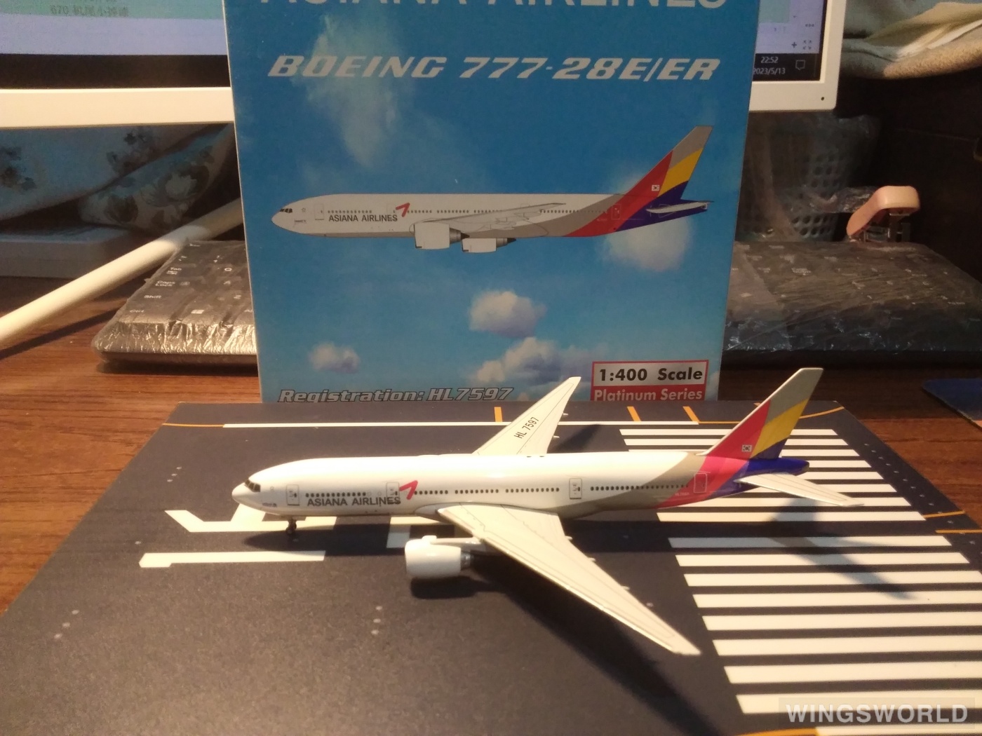 Phoenix 1:400 PH10151 Asiana 韩亚航空 Boeing 777-200 HL7597