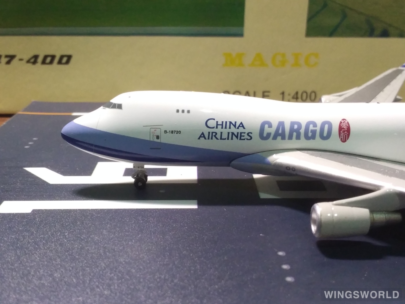 Magic 1:400 6991263600062 China Airlines 中华航空 Boeing 747-400 B-18720