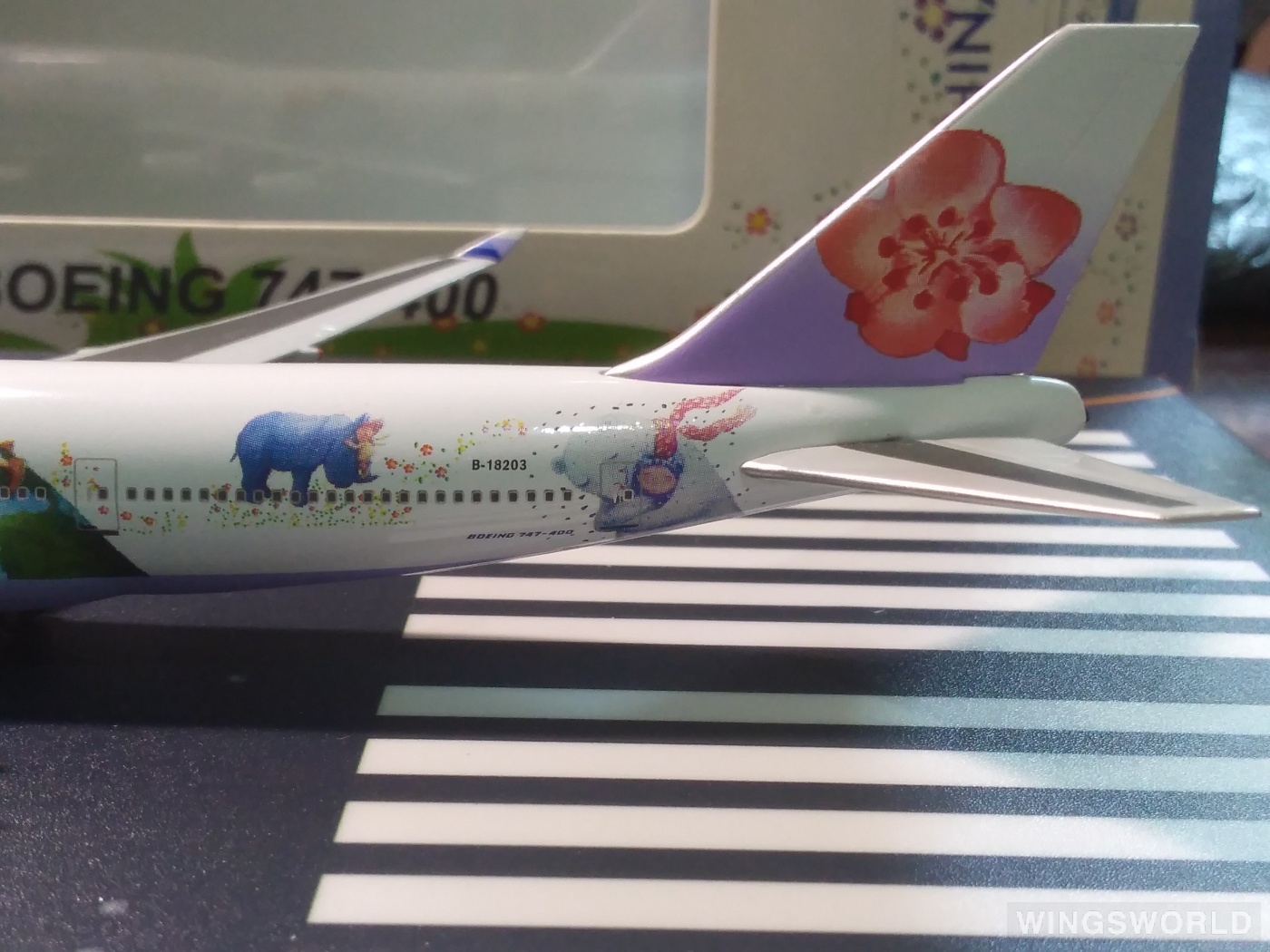 ALBATROS 1:400 ALB004 China Airlines 中华航空 Boeing 747-400 B-18203