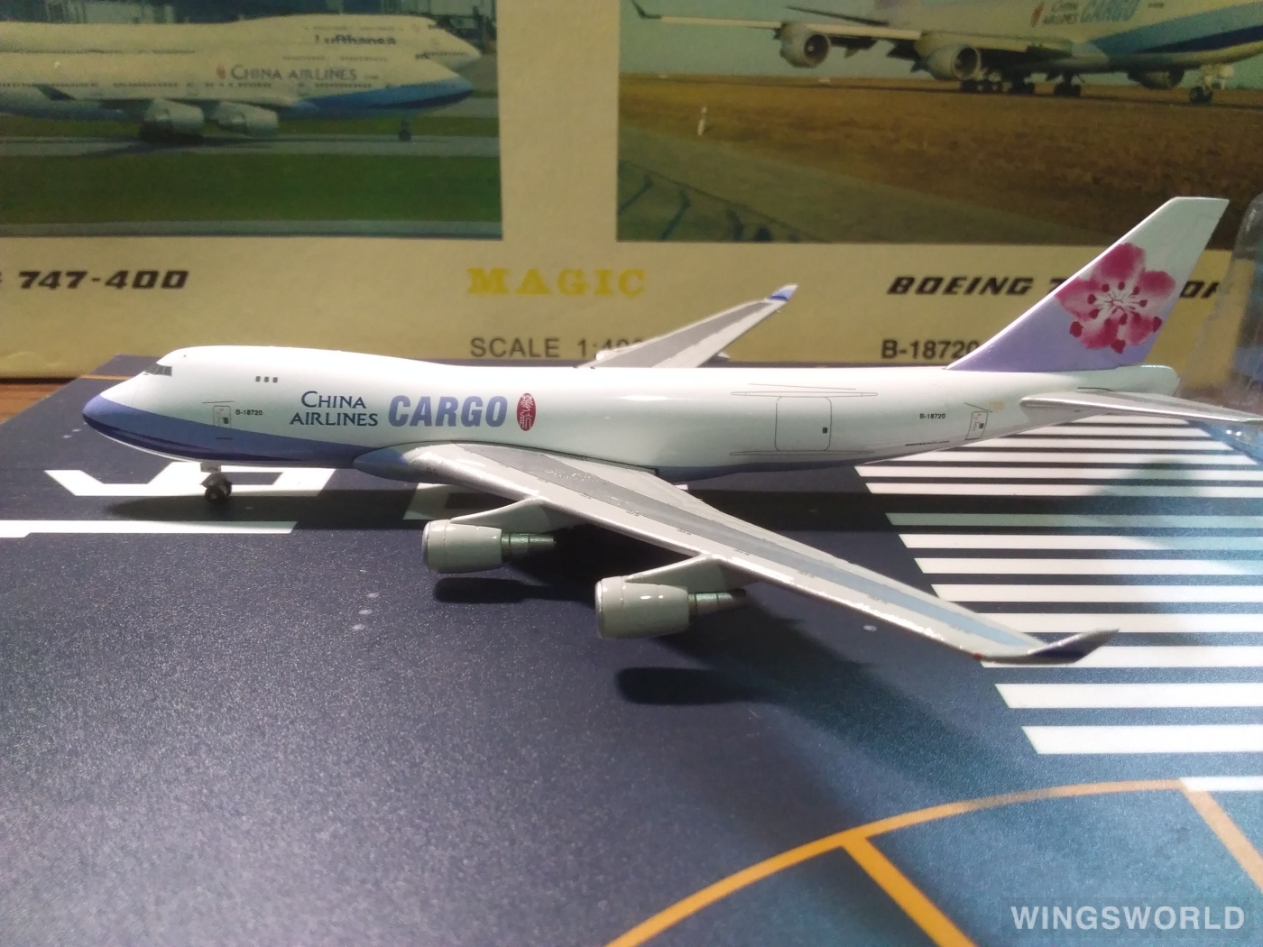 Magic 1:400 6991263600062 China Airlines 中华航空 Boeing 747-400 B-18720