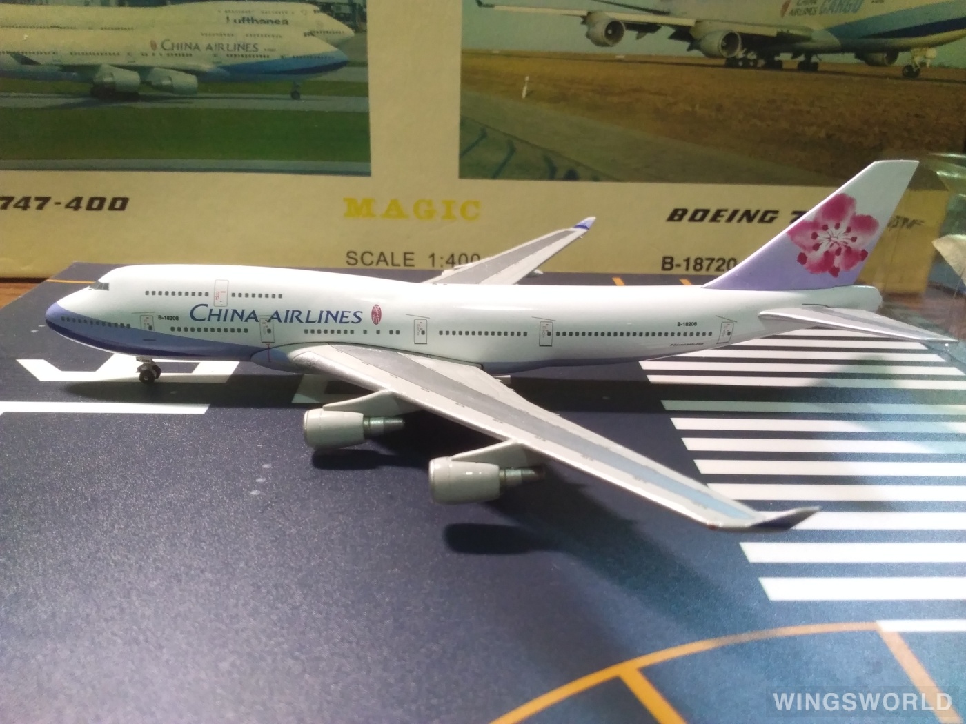 Magic 1:400 6991263600062 China Airlines 中华航空 Boeing 747-400 B-18208