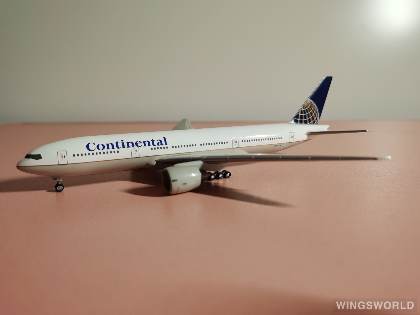 Herpa 1:400 560429 Continental Airlines 美国大陆航空 Boeing 777-200 N77006