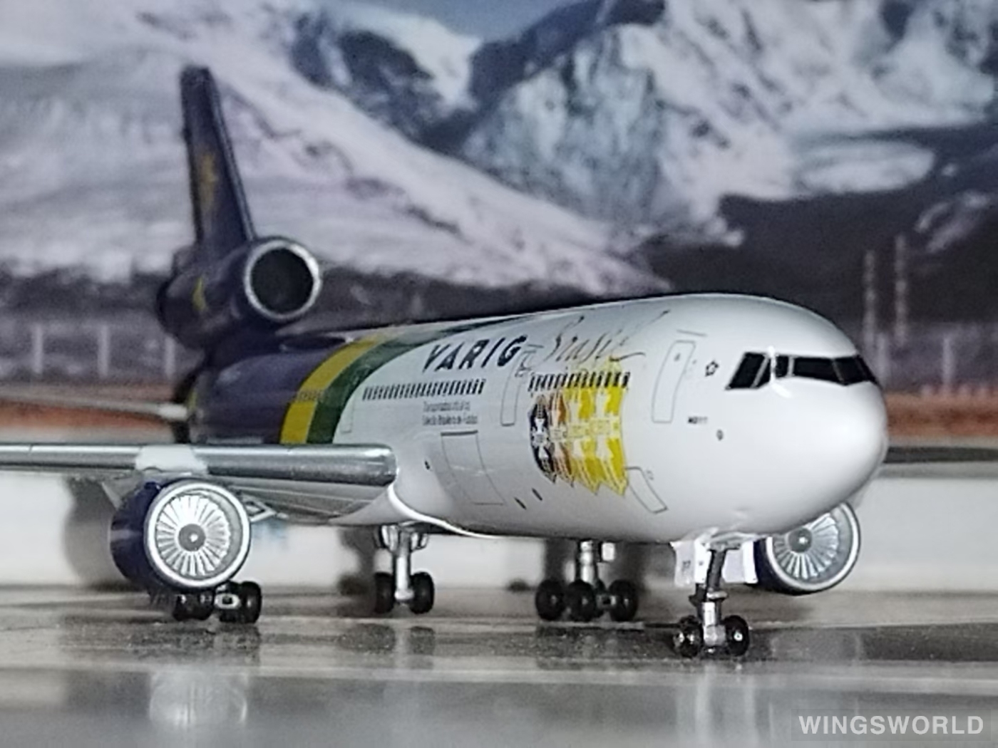 Dragon Models 1:400 55356 VARIG 里约格朗德航空 McDonnell Douglas MD-11 PP-VPP