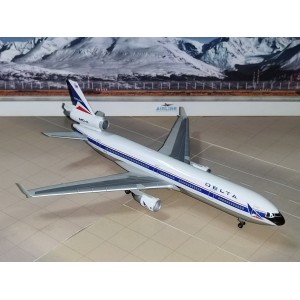 Delta Air Lines 达美航空 McDonnell Douglas MD-11 N807DE Widget colors. Chrome belly. JX002 Jet-X 1:400
