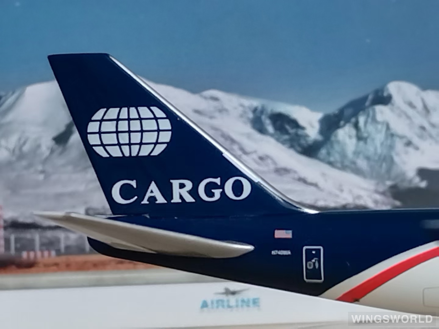 Aviation400 1:400 AV474007 World Airways Boeing 747-400 N740WA
