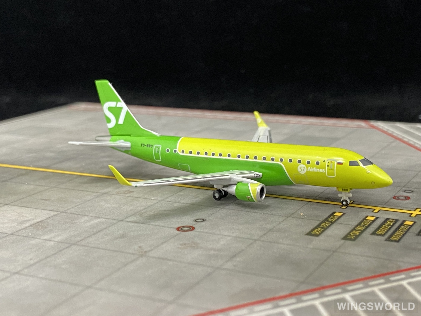 Herpa 1:400 562645 S7 Airlines 西伯利亚航空 Embraer ERJ-170 VQ-BBO