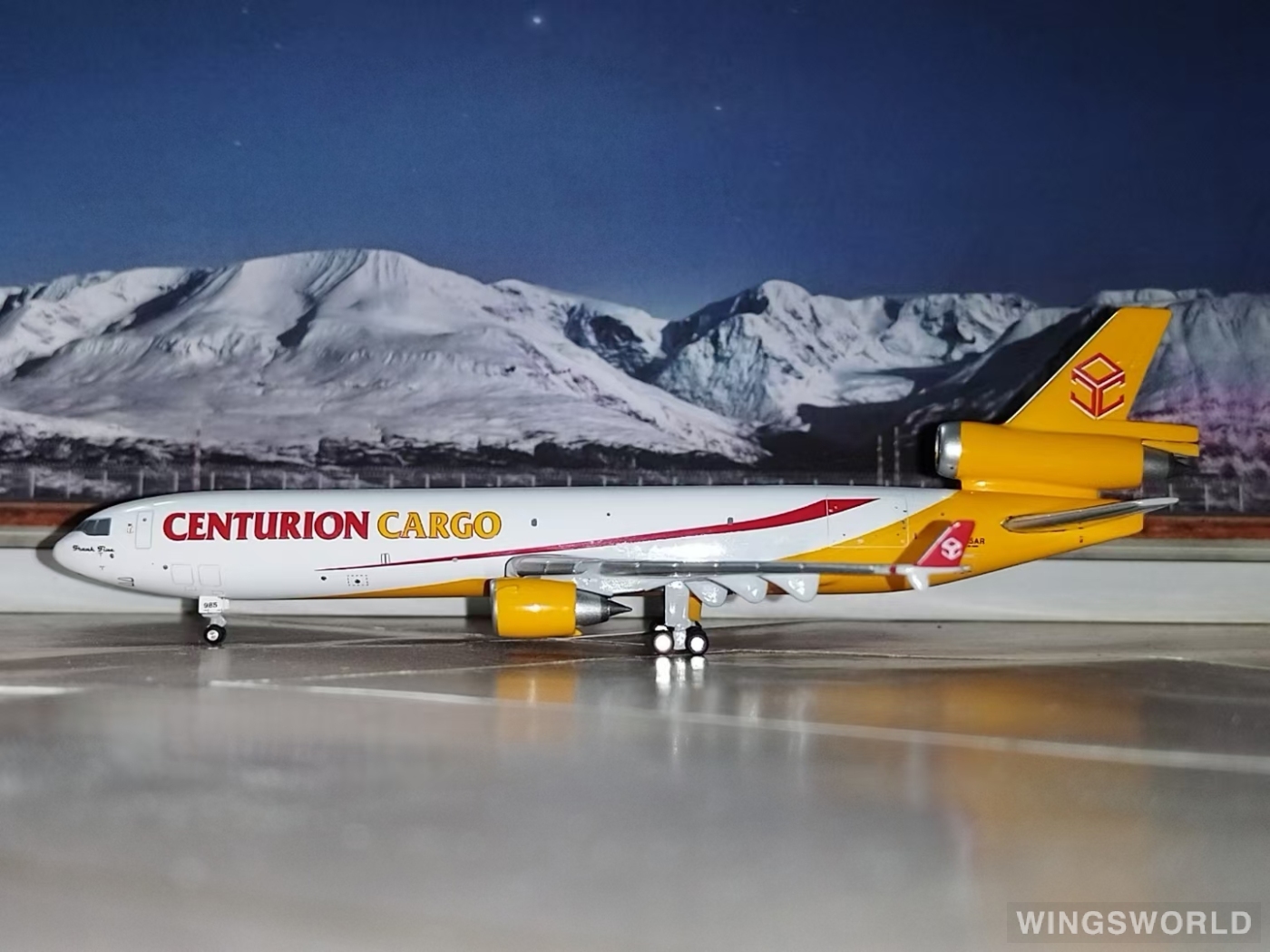 Geminijets 1:400 GJCWC1148 Centurion Air Cargo 圣图伦货运航空 McDonnell Douglas MD-11 N985AR