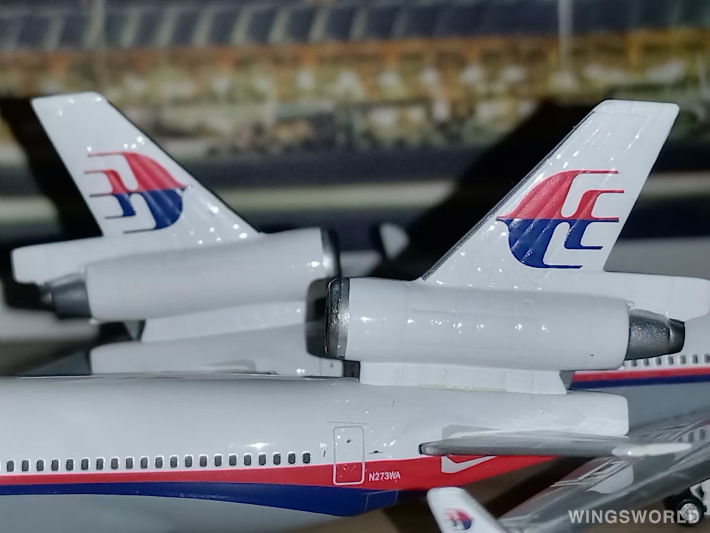Phoenix 1:400 80001 Malaysia Airlines 马来西亚航空 McDonnell Douglas MD-11 N271WA