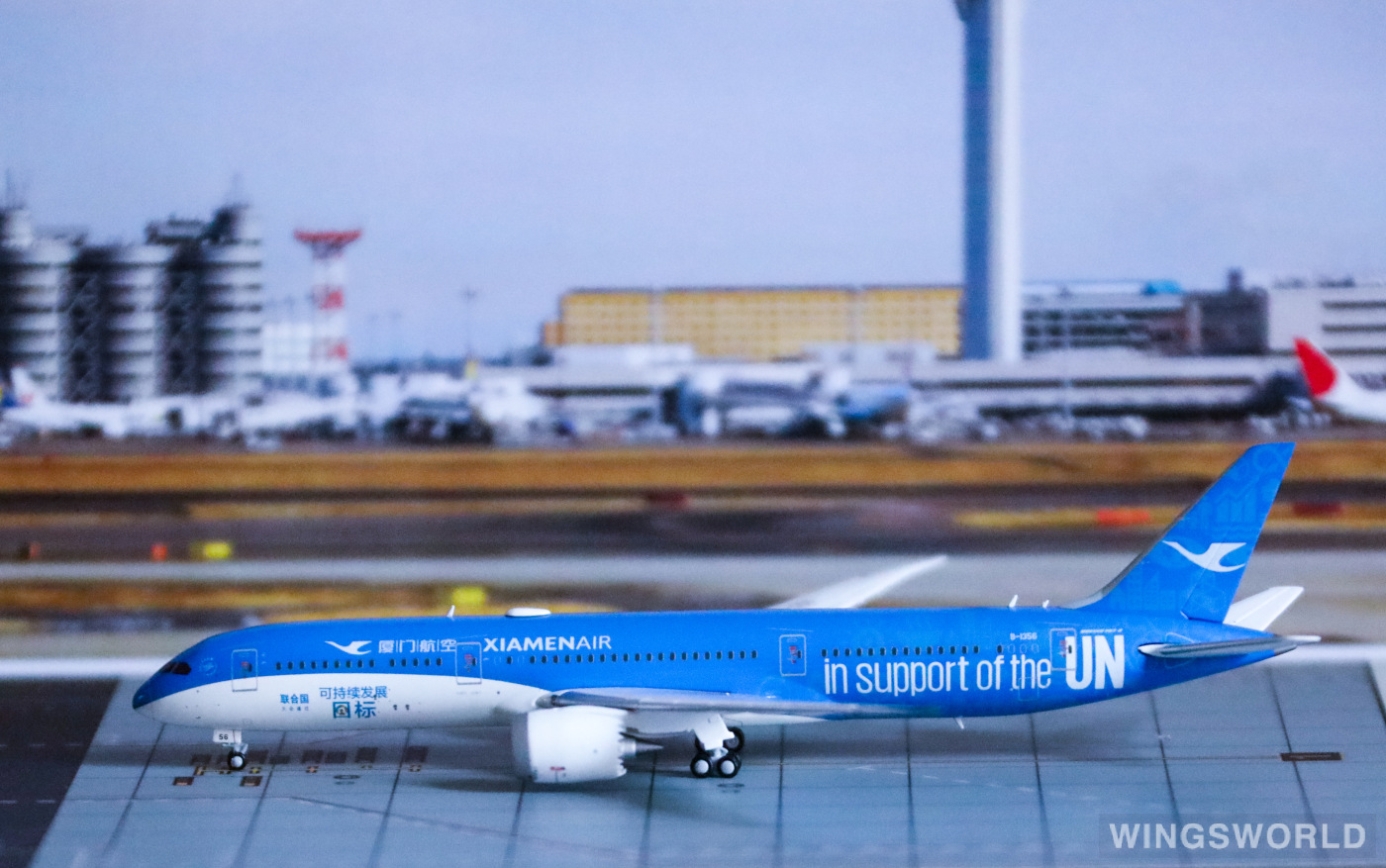 JC Wings 1:400 KD4002 XiamenAir 厦门航空 Boeing 787-9 B-1356