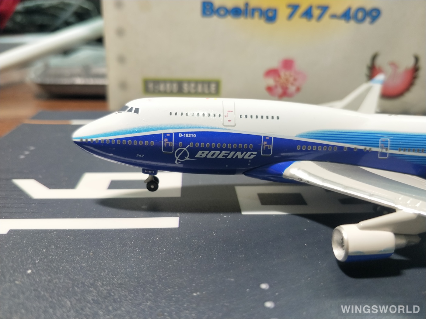 Phoenix 1:400 PH10029 China Airlines 中华航空 Boeing 747-400 B-18210