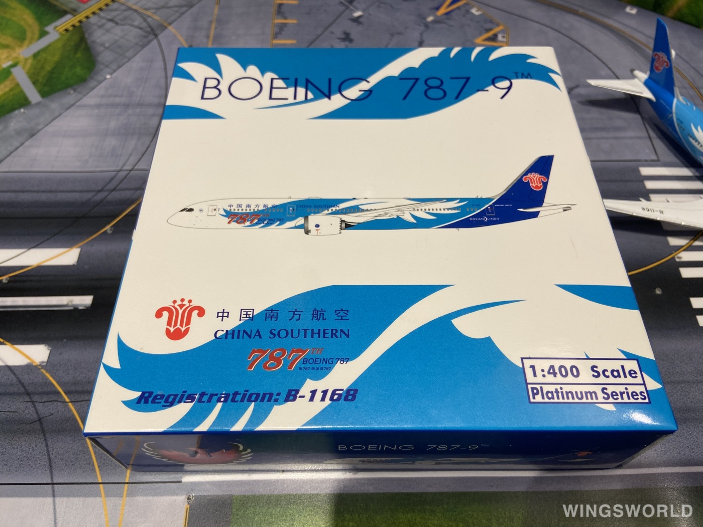 Phoenix 1:400 PH11510 China Southern 中国南方航空 Boeing 787-9 B-1168