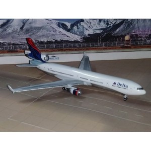 Delta Air Lines 达美航空 McDonnell Douglas MD-11 N813DE 2000s - Deltaflot colors. GJDAL279 Geminijets 1:400