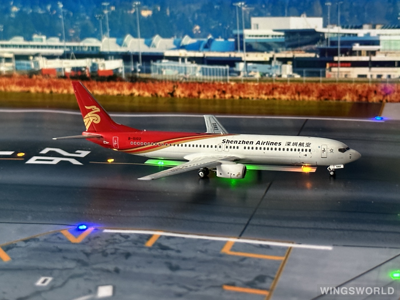 NGmodels 1:400 NG79020 Shenzhen Airlines 深圳航空 Boeing 737-900 B-5102