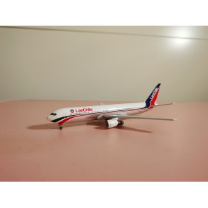 LAN Airlines 智利航空 Boeing 767-300ER CC-CDM  BB4-2004-45 Big Bird 1:400