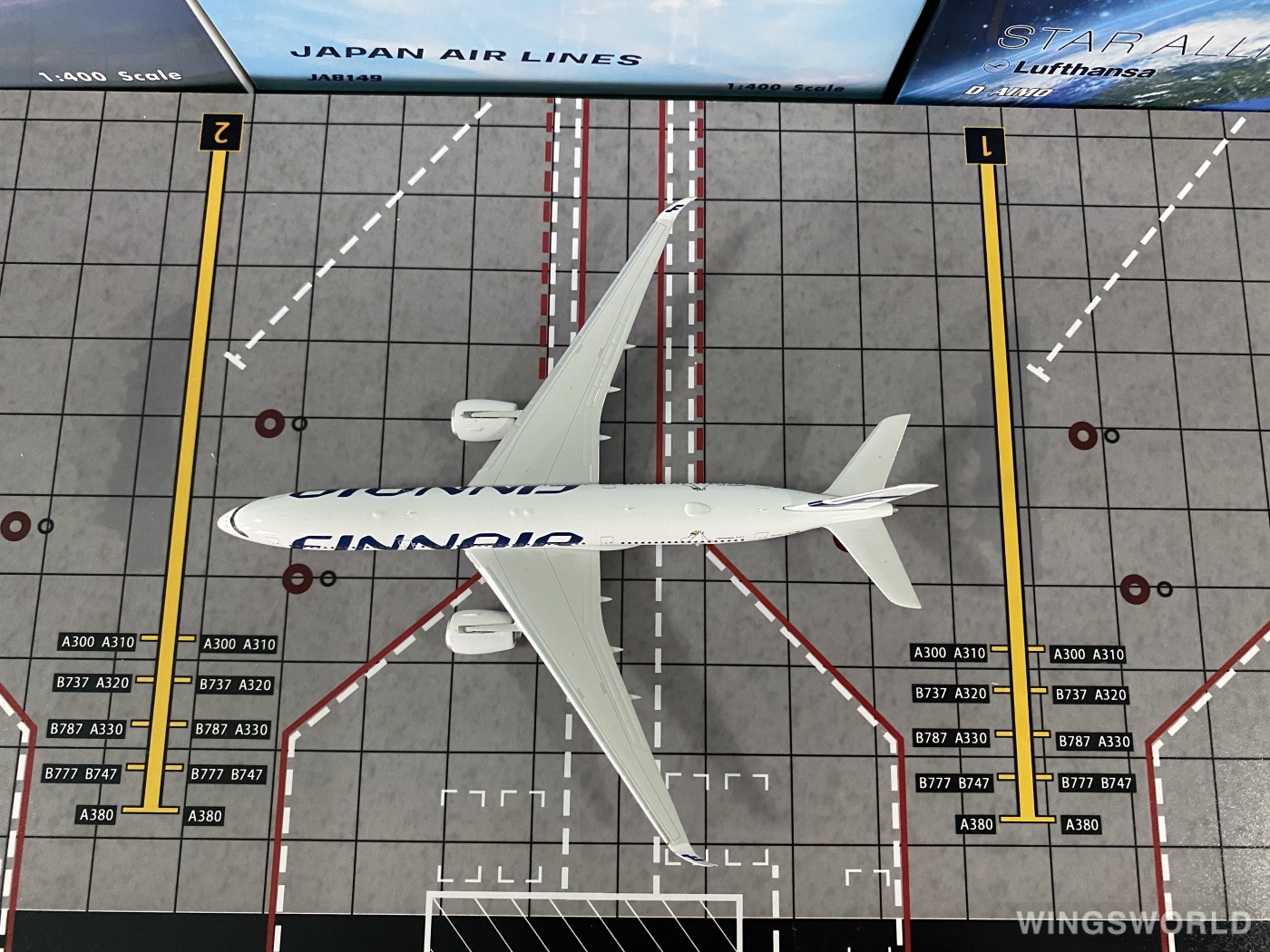 Phoenix 1:400 PH04516 Finnair 芬兰航空 Airbus A350-900 OH-LWP