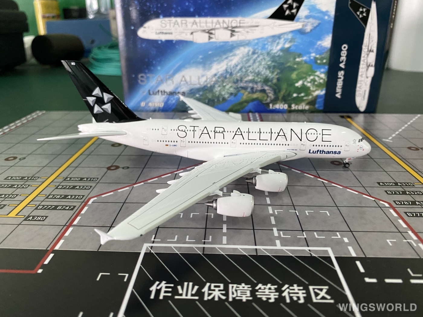 Phoenix 1:400 PH04512 Lufthansa 汉莎航空 Airbus A380-800 D-AIMO