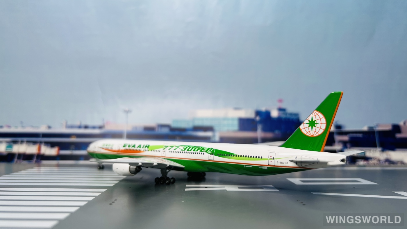 Phoenix 1:400 PH10326B EVA Air 长荣航空 Boeing 777-300ER B-16703