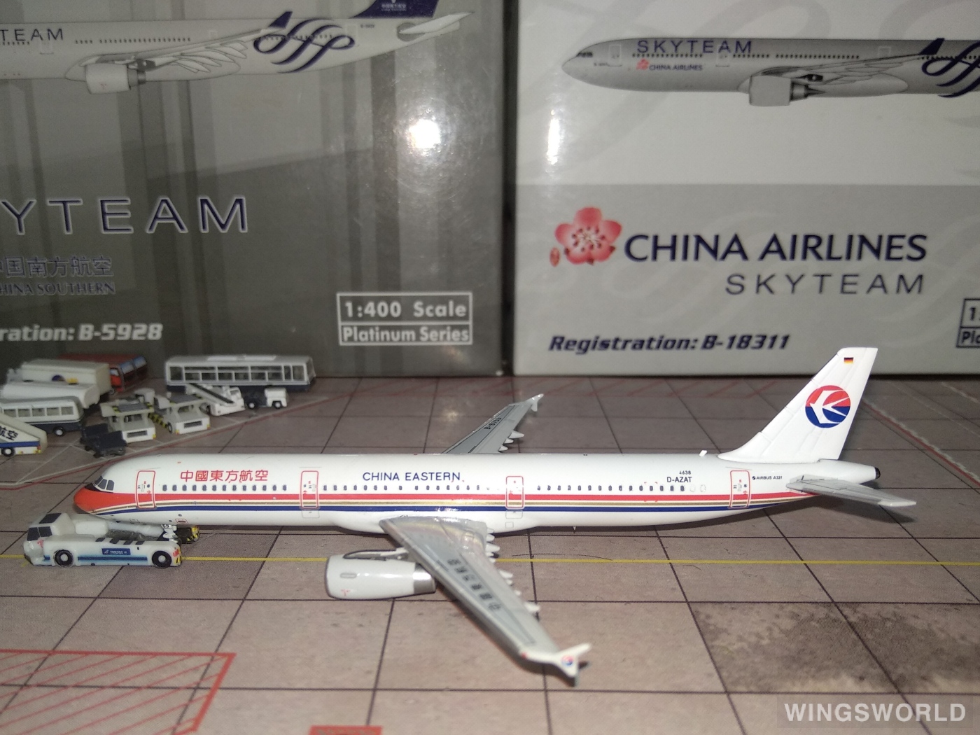 HYJLwings 1:400 HYJL81016 China Eastern 中国东方航空 Airbus A321 D-AZAT