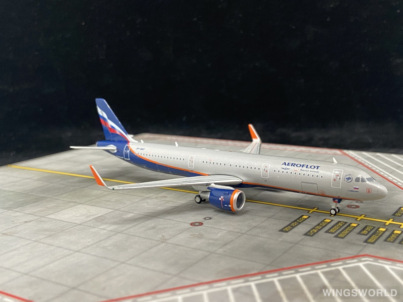 Geminijets 1:400 GJAFL1497 Aeroflot 俄罗斯航空 Airbus A321 VP-BAF
