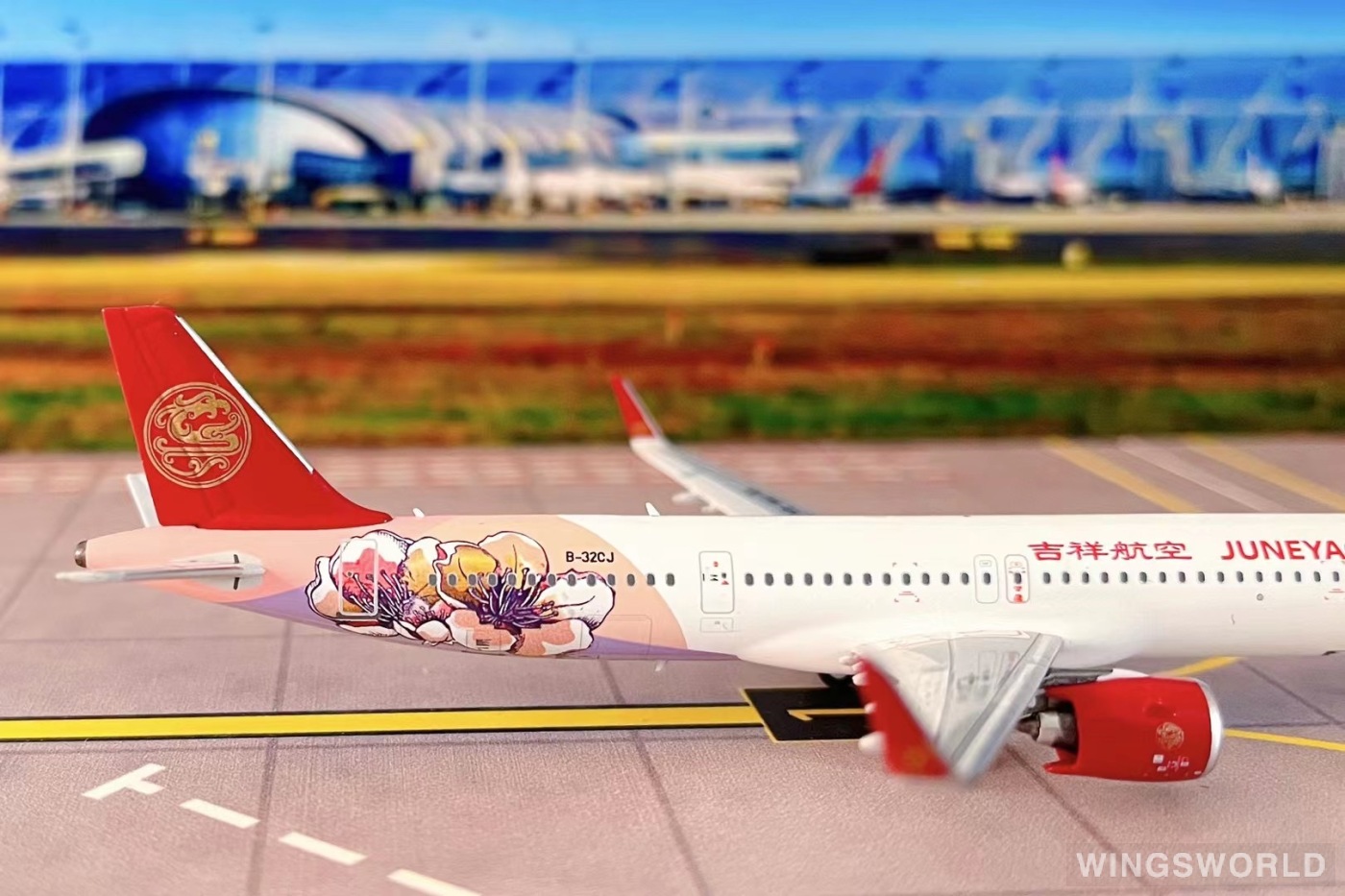 HYJLwings 1:400 HY210085 Juneyao Airlines 吉祥航空 Airbus A321neo B-32CJ