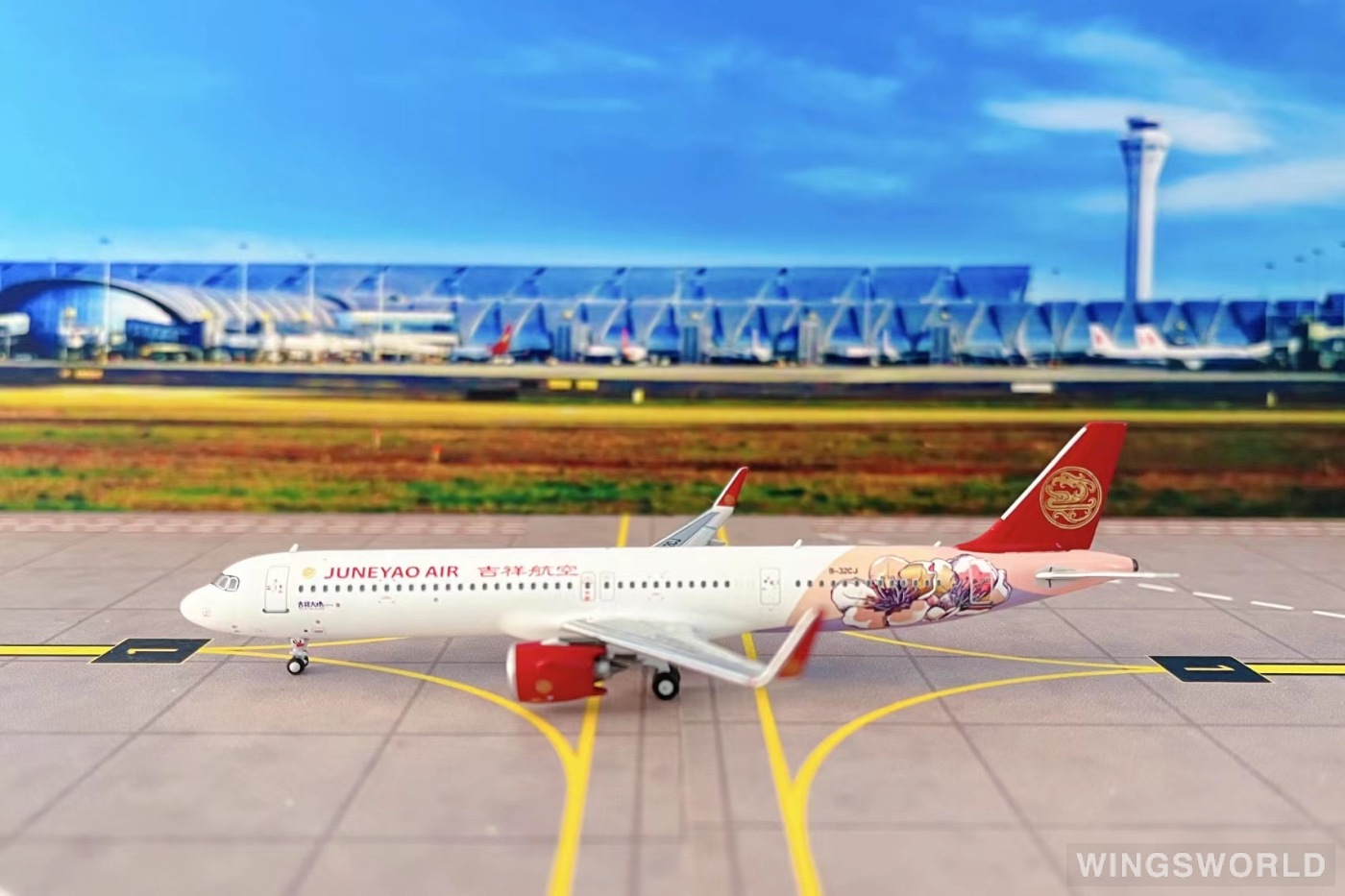 HYJLwings 1:400 HY210085 Juneyao Airlines 吉祥航空 Airbus A321neo B-32CJ