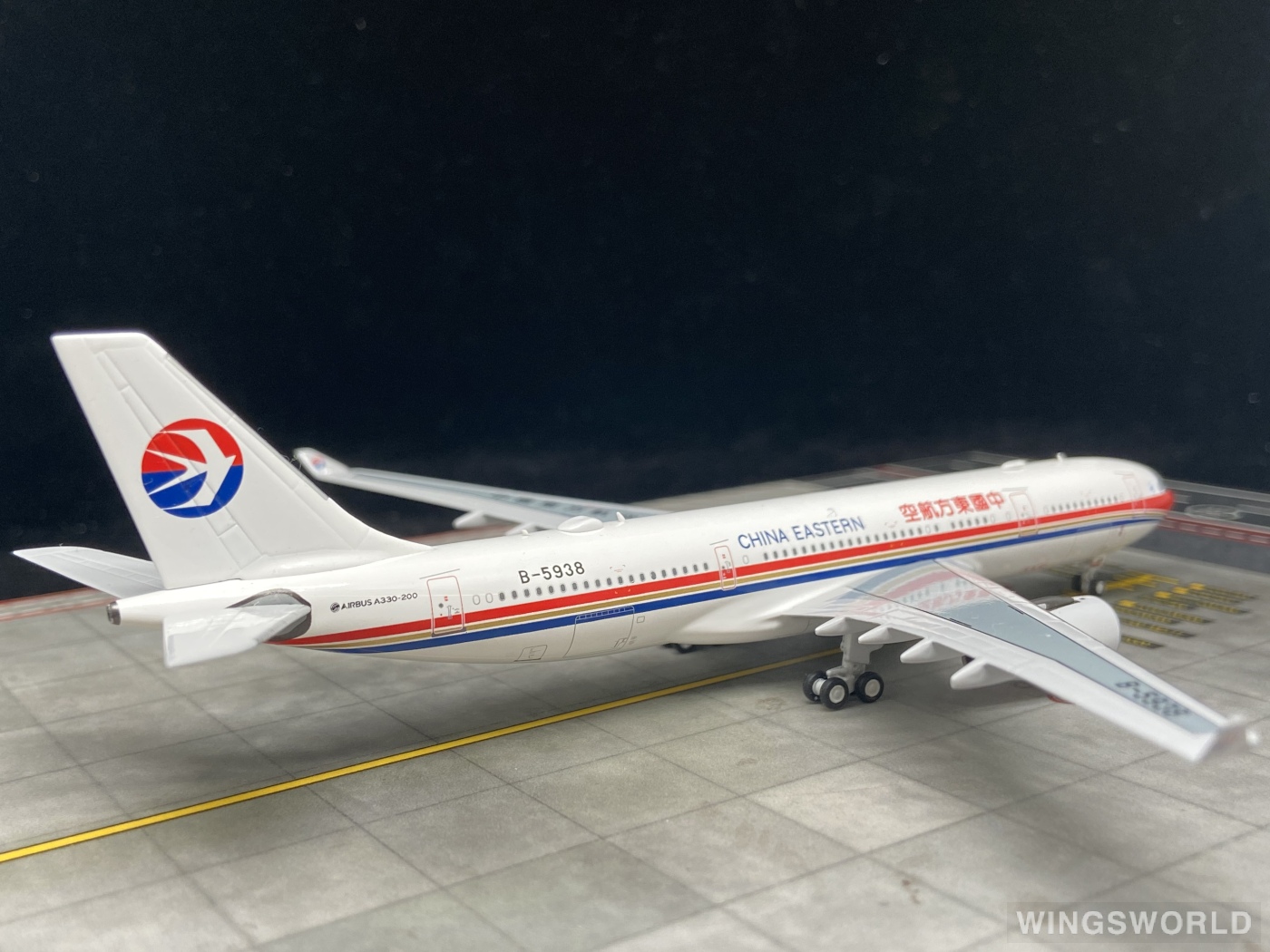 Pandamodel 1:400 202017 China Eastern 中国东方航空 Airbus A330-200 B-5938