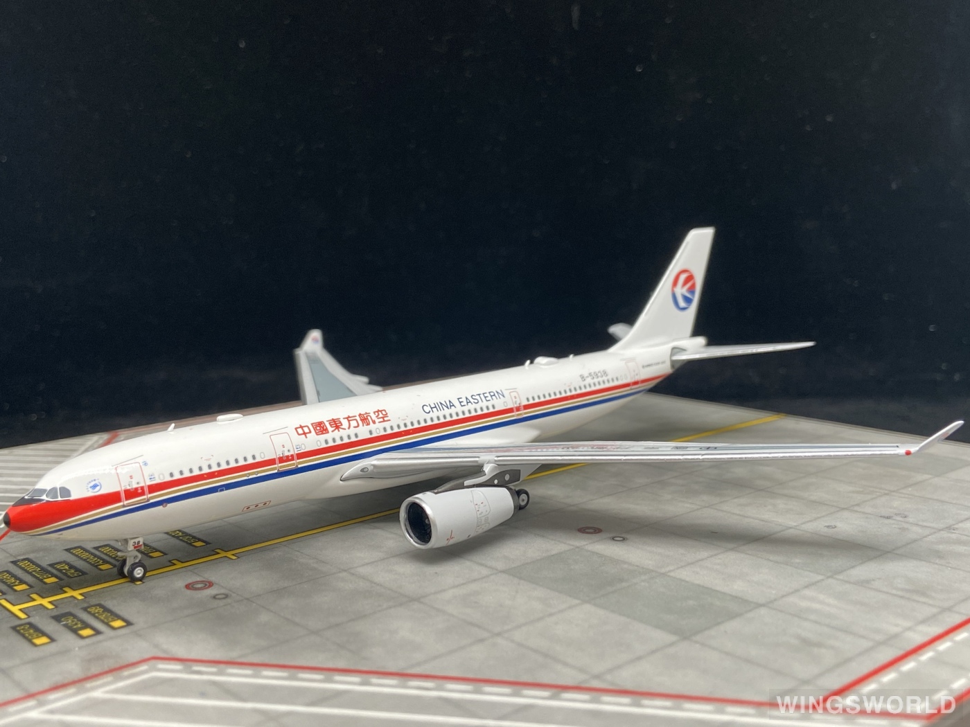 Pandamodel 1:400 202017 China Eastern 中国东方航空 Airbus A330-200 B-5938