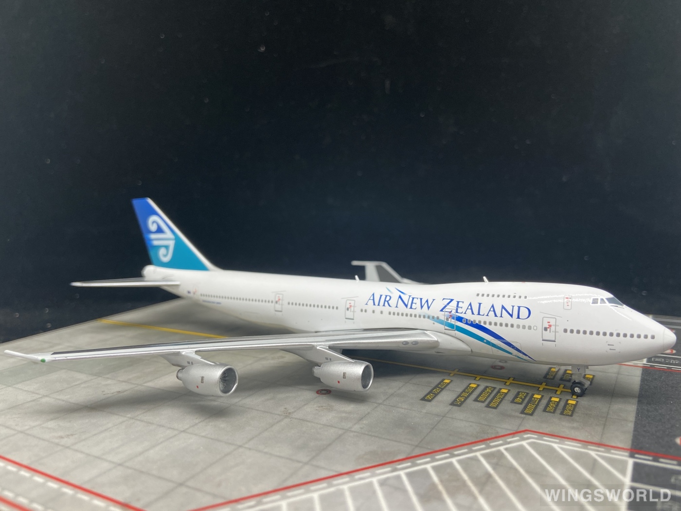 激レア 1/400 747-200 オリンピック航空 激レア 1/400 747-200 オリンピック航空