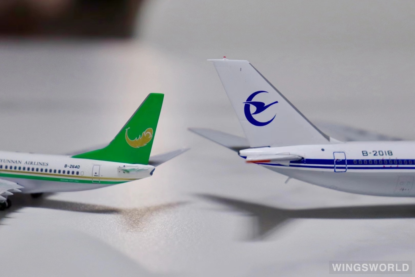 Pandamodel 1:400 PM4B2640 China Yunnan Airlines 中国云南航空 Boeing 737-700 B-2640