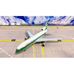 Cathay Pacific 国泰航空 Lockheed L-1011 TriStar VR-HHK  NG31033 NGmodels 1:400