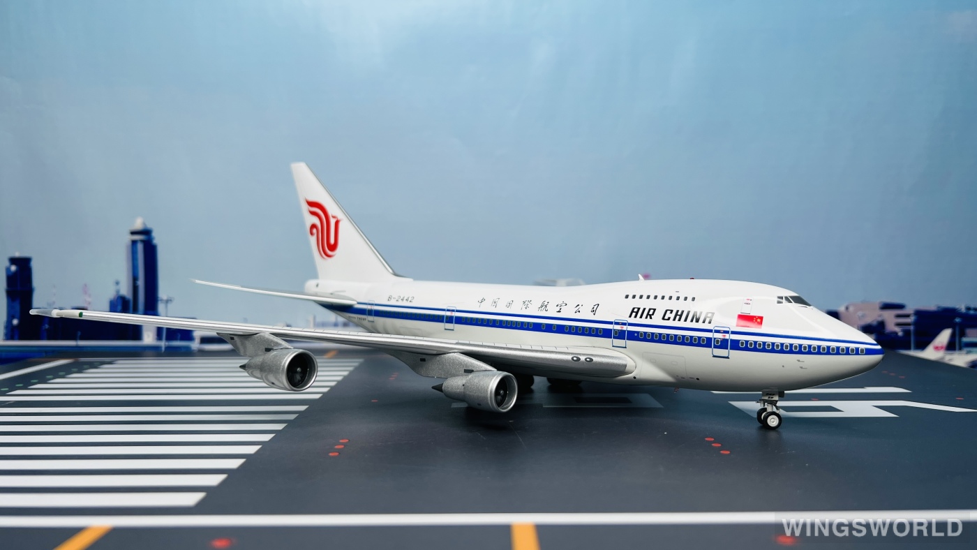 Aviation200 1:200 AV2080 Air China 中国国际航空 Boeing 747SP B-2442