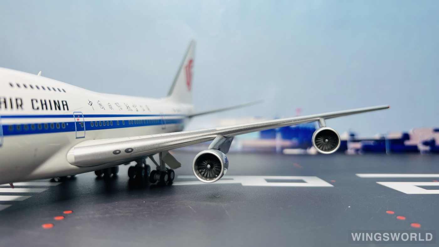 Aviation200 1:200 AV2080 Air China 中国国际航空 Boeing 747SP B-2442