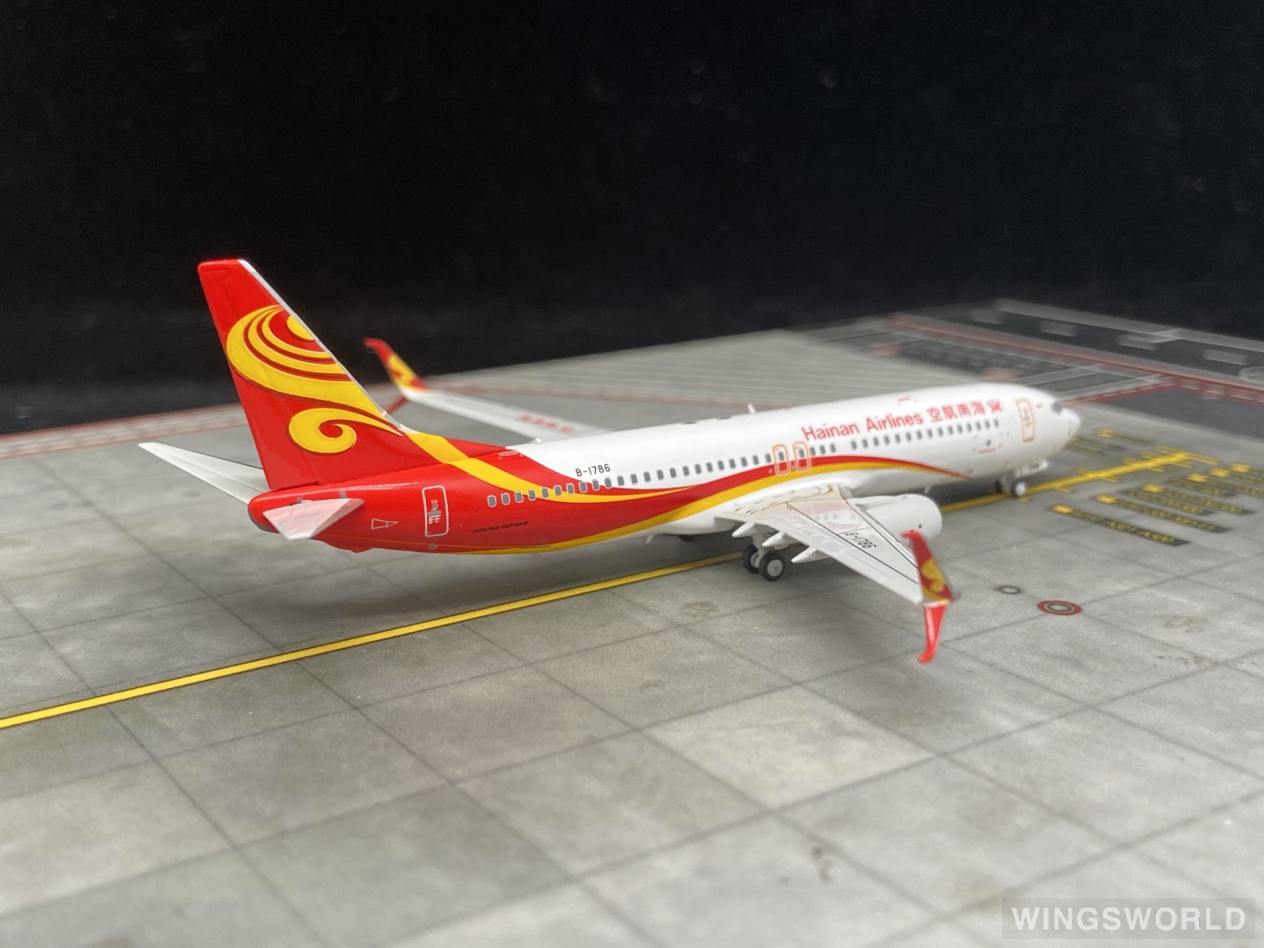 NGmodels 1:400 NG58060 Hainan Airlines 海南航空 Boeing 737-800 B-1786